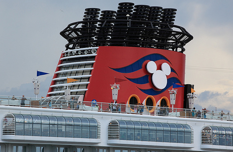 "The Hub" addresses the problems facing the Disney Cruise Line's newest ship: The Dream