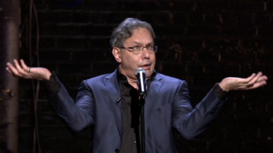 Aaron Wallace reviews Lewis Black: Stark Raving Black at DVDizzy.com